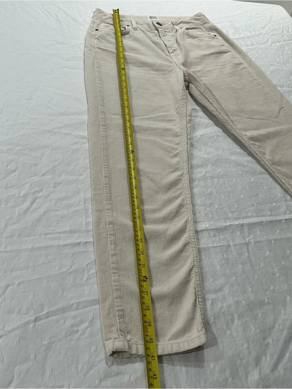 BDG Urban Outfitters Cream Corduroy Mom Pants 28